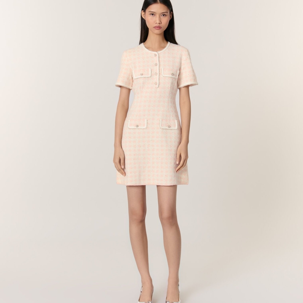 Maje Cream Short-Sleeve Midi Dress Show
the look

Tweed-effect knit short dress